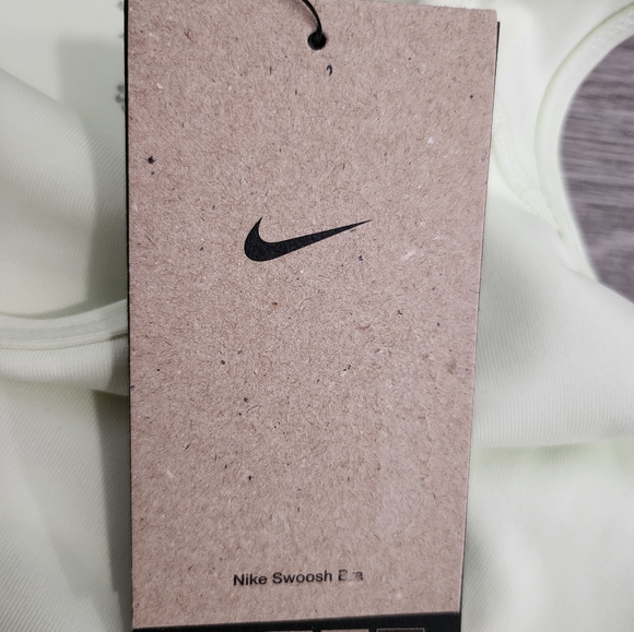 Nike Swoosh Sports Bra - Picture 6 of 6